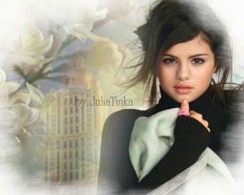 Selena Gomez For Glamour